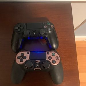 Two ps4 controllers